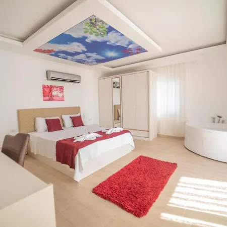 Vila Hina - 2 Bedroom Holiday Villa With Jacuzzi In Kalkan *