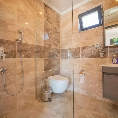 Hina - 2 Bedroom Holiday Villa With Jacuzzi In Kalkan *