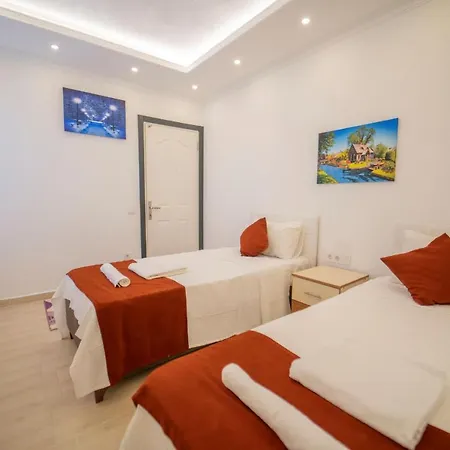 Hina - 2 Bedroom Holiday Villa With Jacuzzi In Kalkan