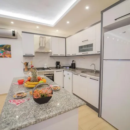 Hina - 2 Bedroom Holiday Villa With Jacuzzi In Kalkan